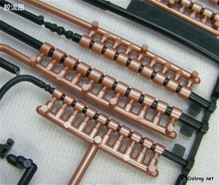 MG 限定电镀版 夏亚专用扎古 II v2.0 Extra Finish电镀版 - 图片